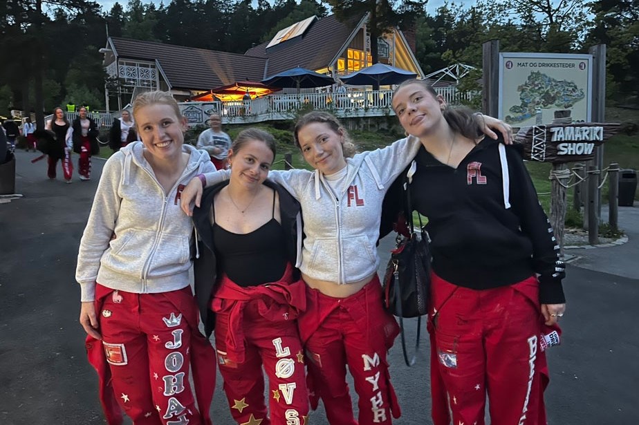 Gjøvikjentene med supert kakesalg